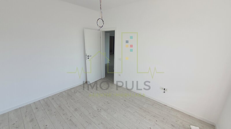 Timisoara. Balcon mare. Loc de parcare inclus.